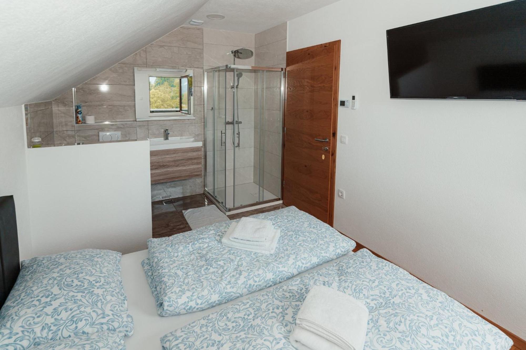 Apartmaji Laznik