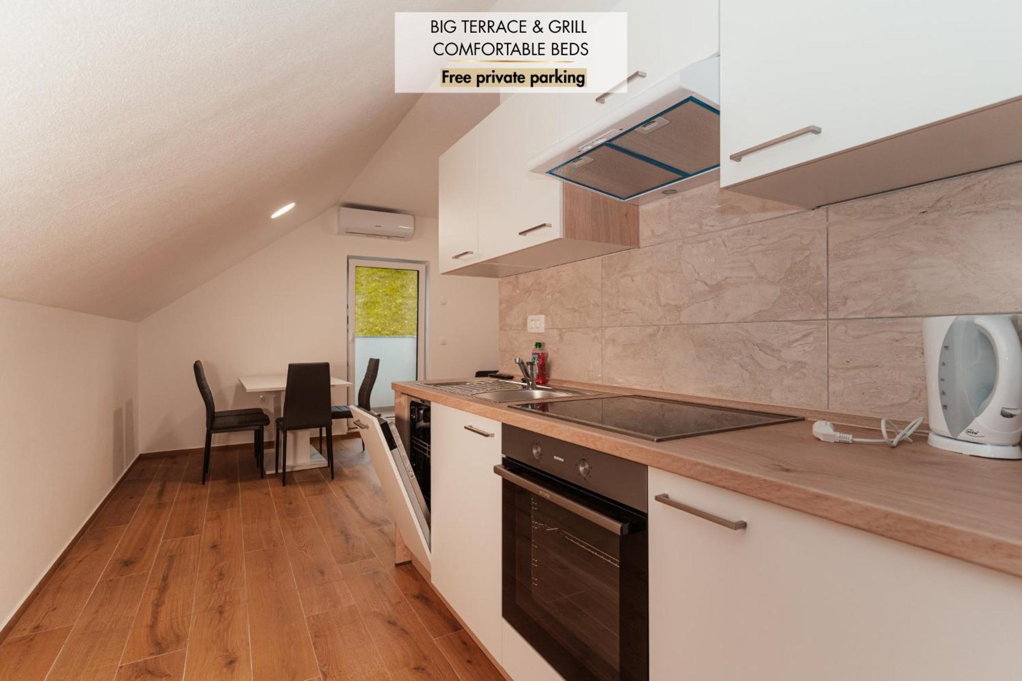 Apartmaji Laznik Apartment